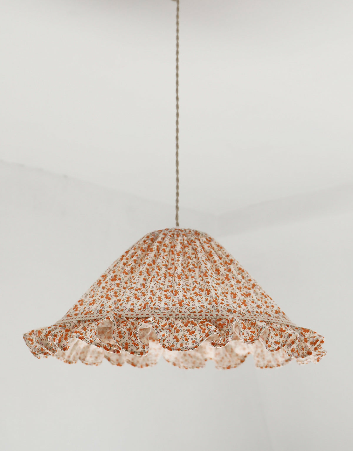 Suspension conique avec volant Emilia "fleurettes"
