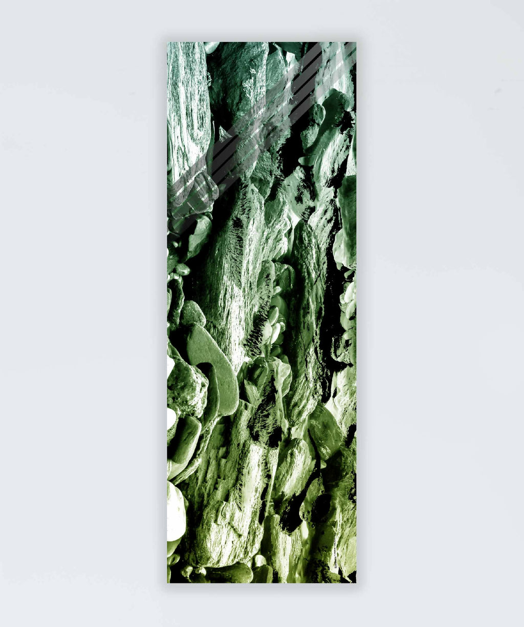 Écharpe à motif abstrait vert, noir et blanc, gros plan sur la matière