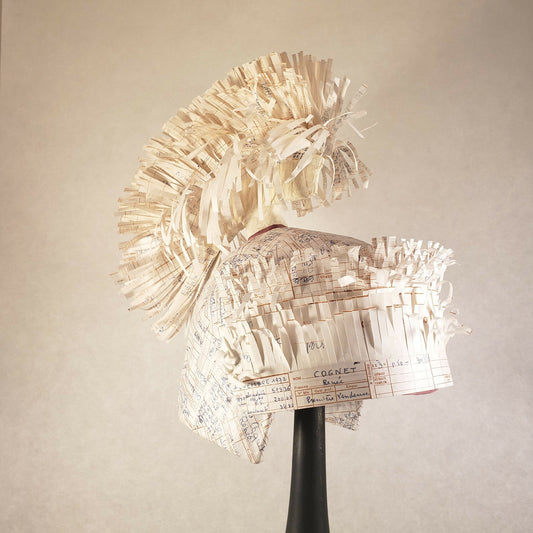 Sculpture Casque à aigrette