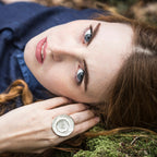 Bague cocktail en argent massif, Motif rondelle de bois