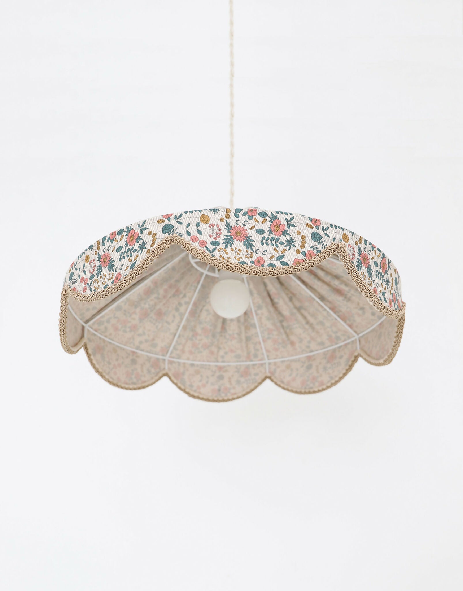 suspension-en-lin-fait-main-luminaire-artisanal-4