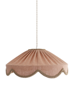 Abat-jour suspendu en lin uni beige rosé, bord festonné avec passepoil doré