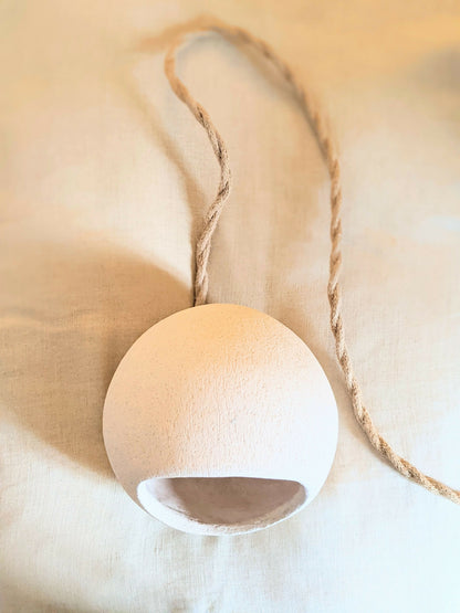 suspension-lampe-ceramique-luminaire-artisanat-francais-10.PORTRAIT~3