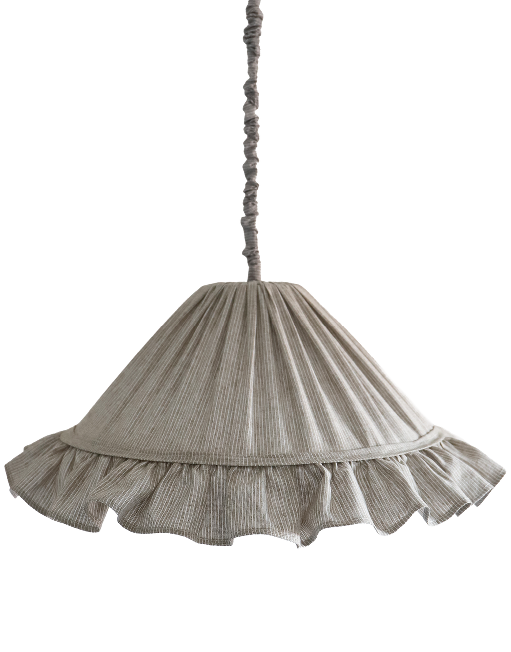 Suspension Emilia en tissu à fines rayures olive et blanches, volant plissé main, fabriquée en France par Hautlalampe