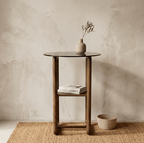 Table d’appoint en bois à plateau rond foncé et étagère