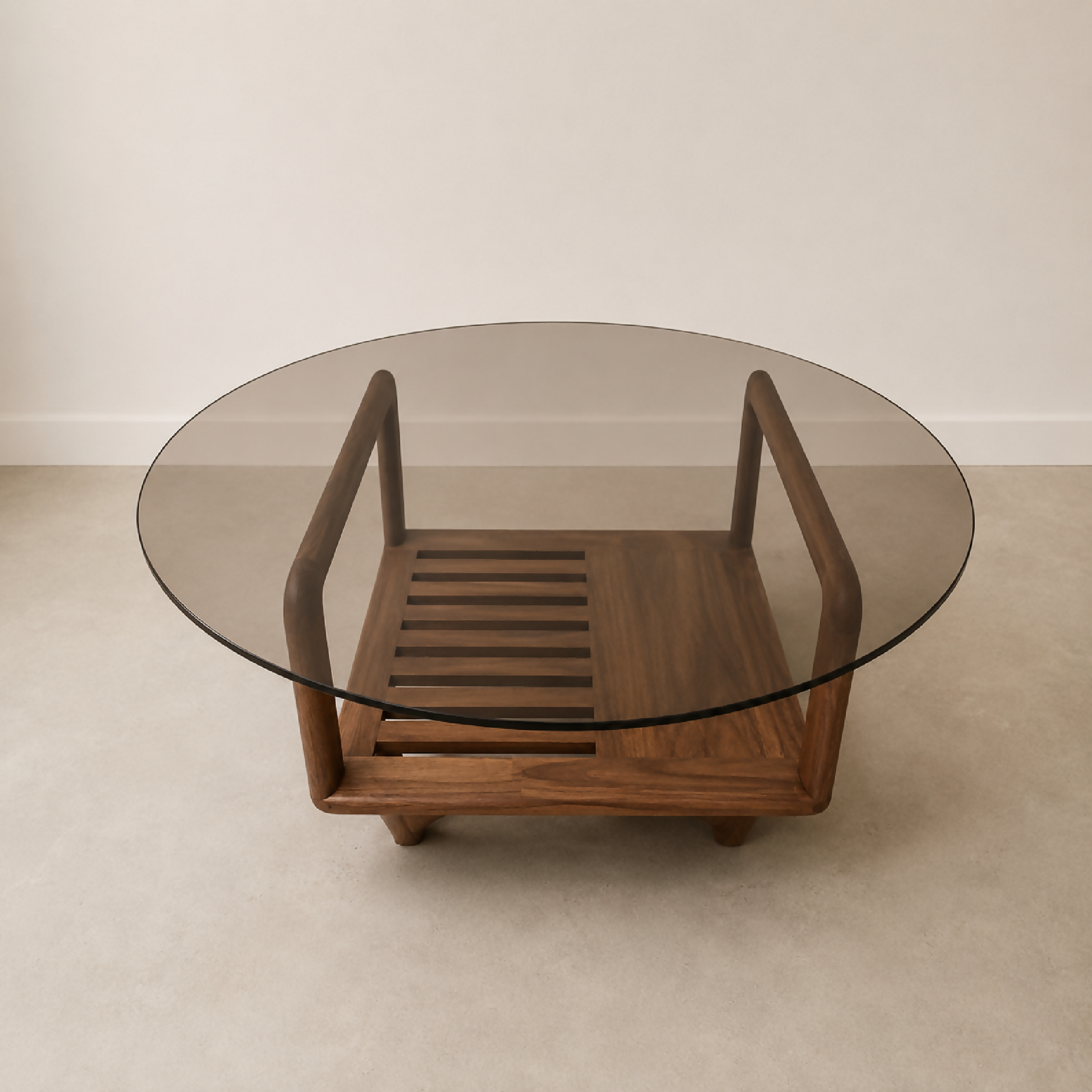 Table basse Darwin ovale : plateau en verre et piètement en bois sculpté