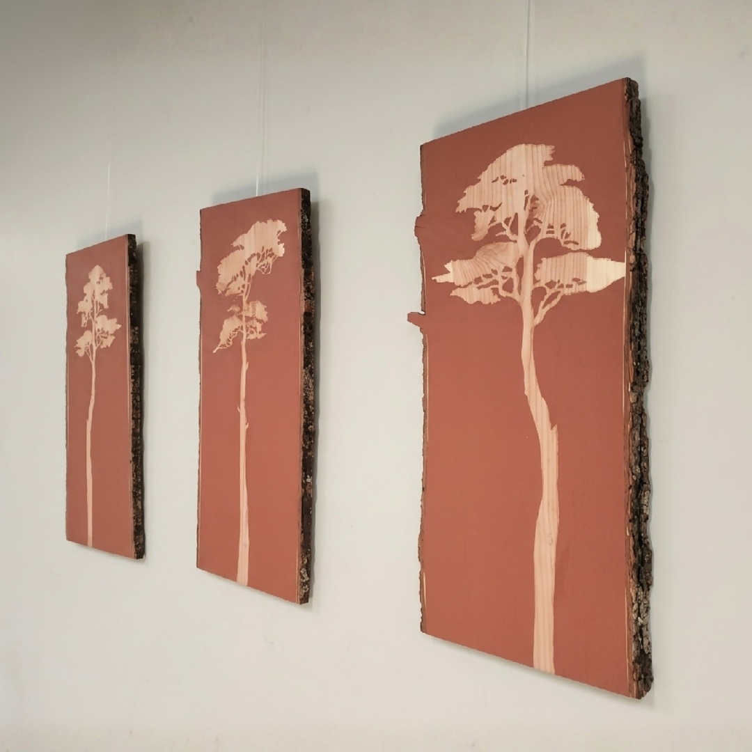 Ensemble mural 3 panneaux verticaux sur toile, fond terracotta, grand arbre blanc