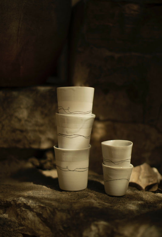 tasse mug porcelaine fait-main ceramique travail artisanal artiste francaise