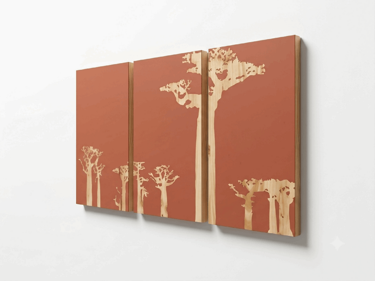 Triptyque mural de trois tableaux rouge brique aux silhouettes d’arbres baobabs