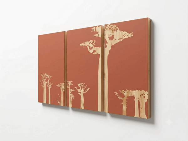 Triptyque mural de trois tableaux rouge brique aux silhouettes d’arbres baobabs