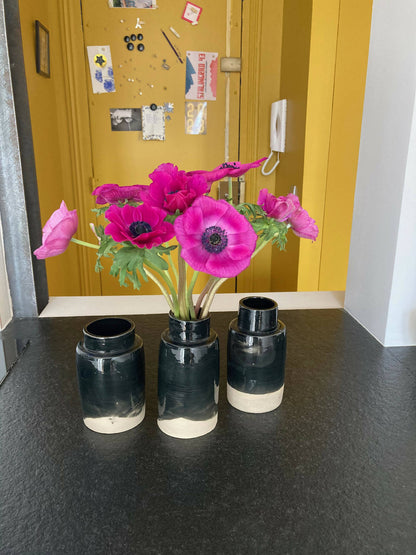 Vase Caminetto en grès blanc, émail noir brillant