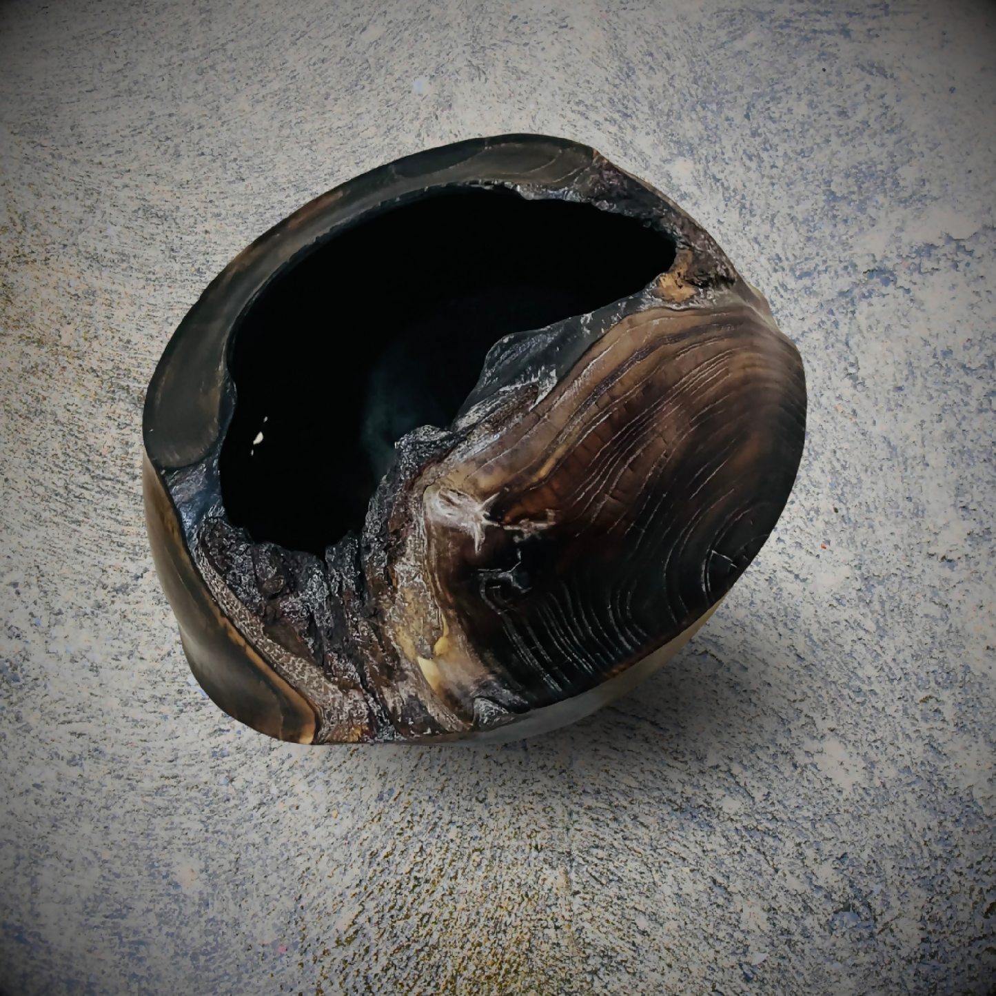 vase-en-bois-artisanat-francais-