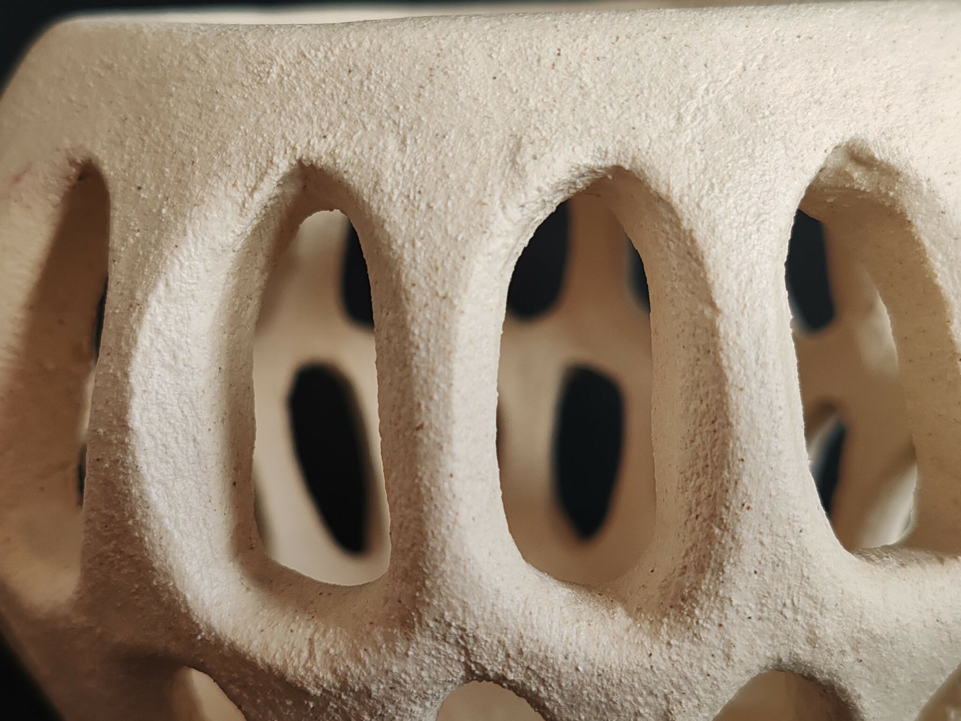 vase-sculpture-ceramique-artisanat-francais-