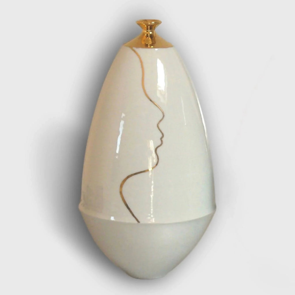 Vase soliflore en céramique blanc avec dessin visage doré et goulot doré