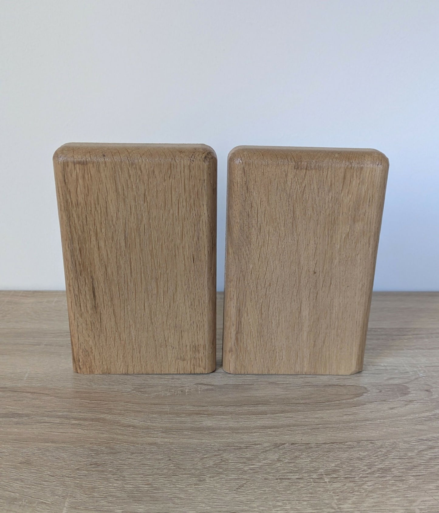 Duo de Serre-livres en Chêne Massif