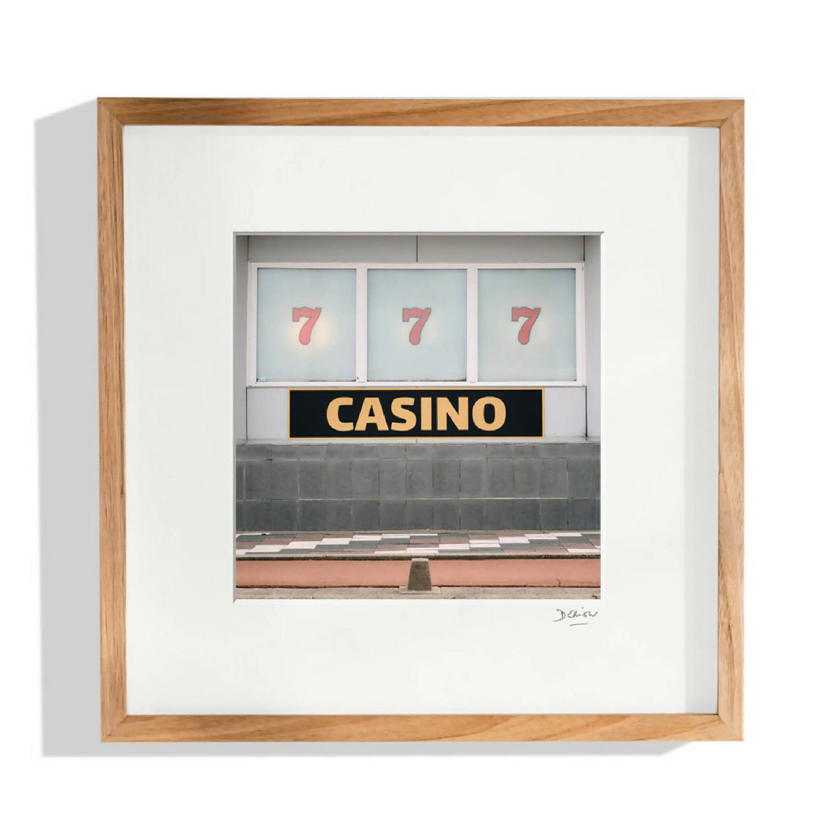 Décor mural encadré Casino avec affiche noire et trois chiffres 7.