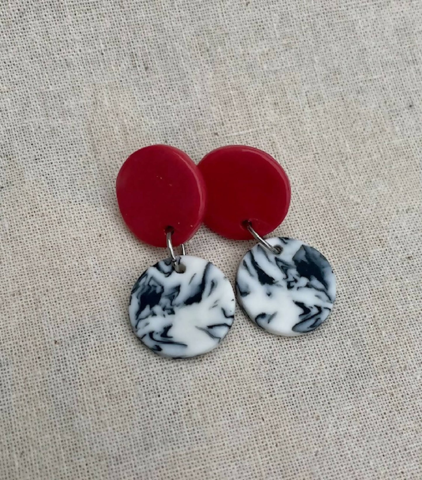 Contrast S collection porcelain earrings for women