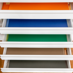 Cadres décoratifs rectangulaires empilés, avec fonds colorés