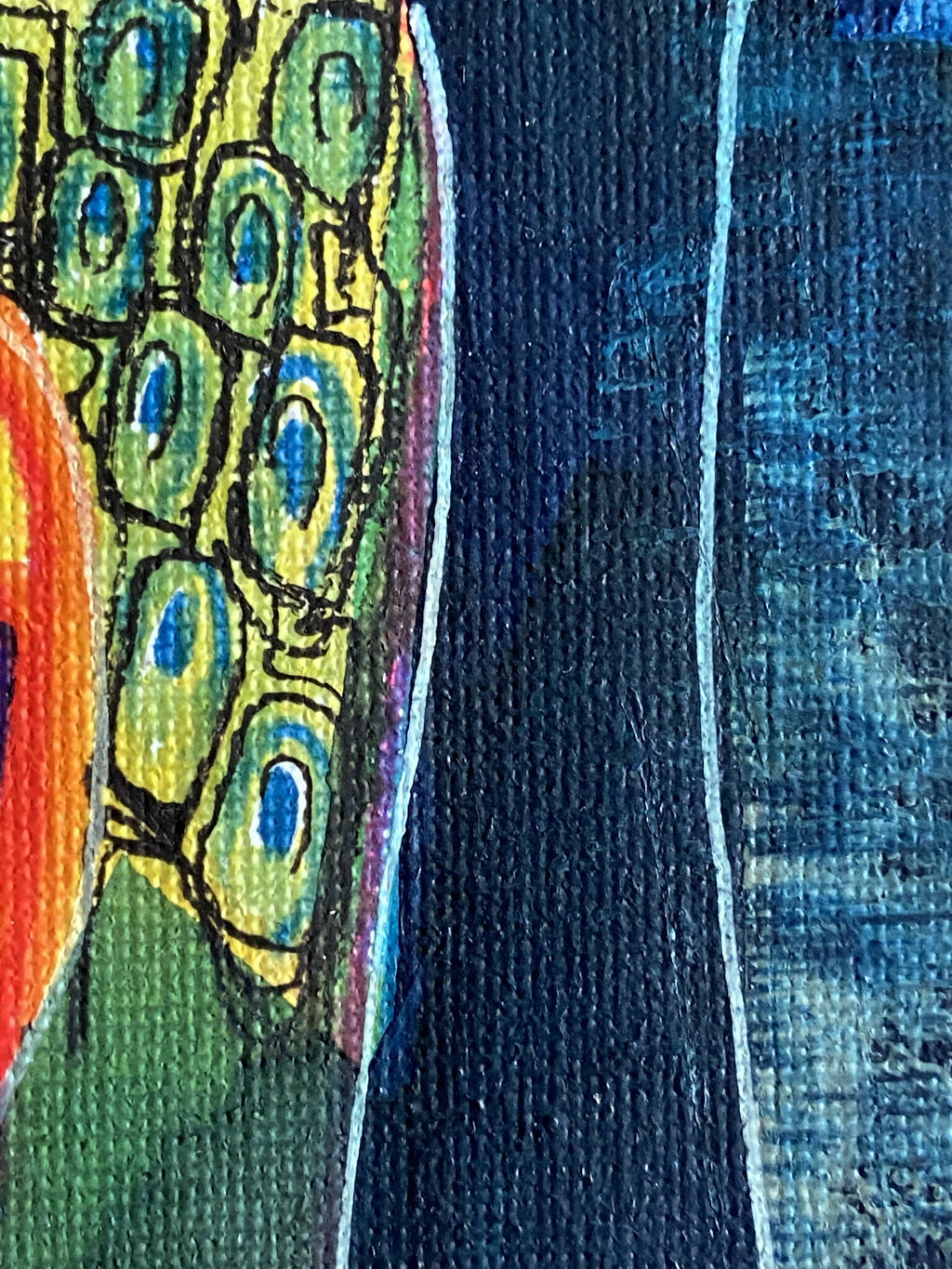 Détail du tableau abstrait : traits blancs sur fonds bleus, formes colorées contrastées.