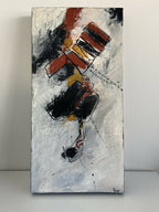 Tableau abstrait sur fond clair, composition rouge/noir avec touches jaunes et éclaboussures.